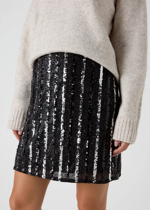 Black Sequin Mini Skirt - 8 Image 3
