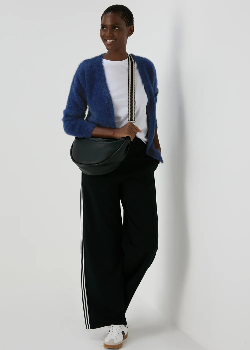 Navy Fluffy Cardigan - XS Image 4