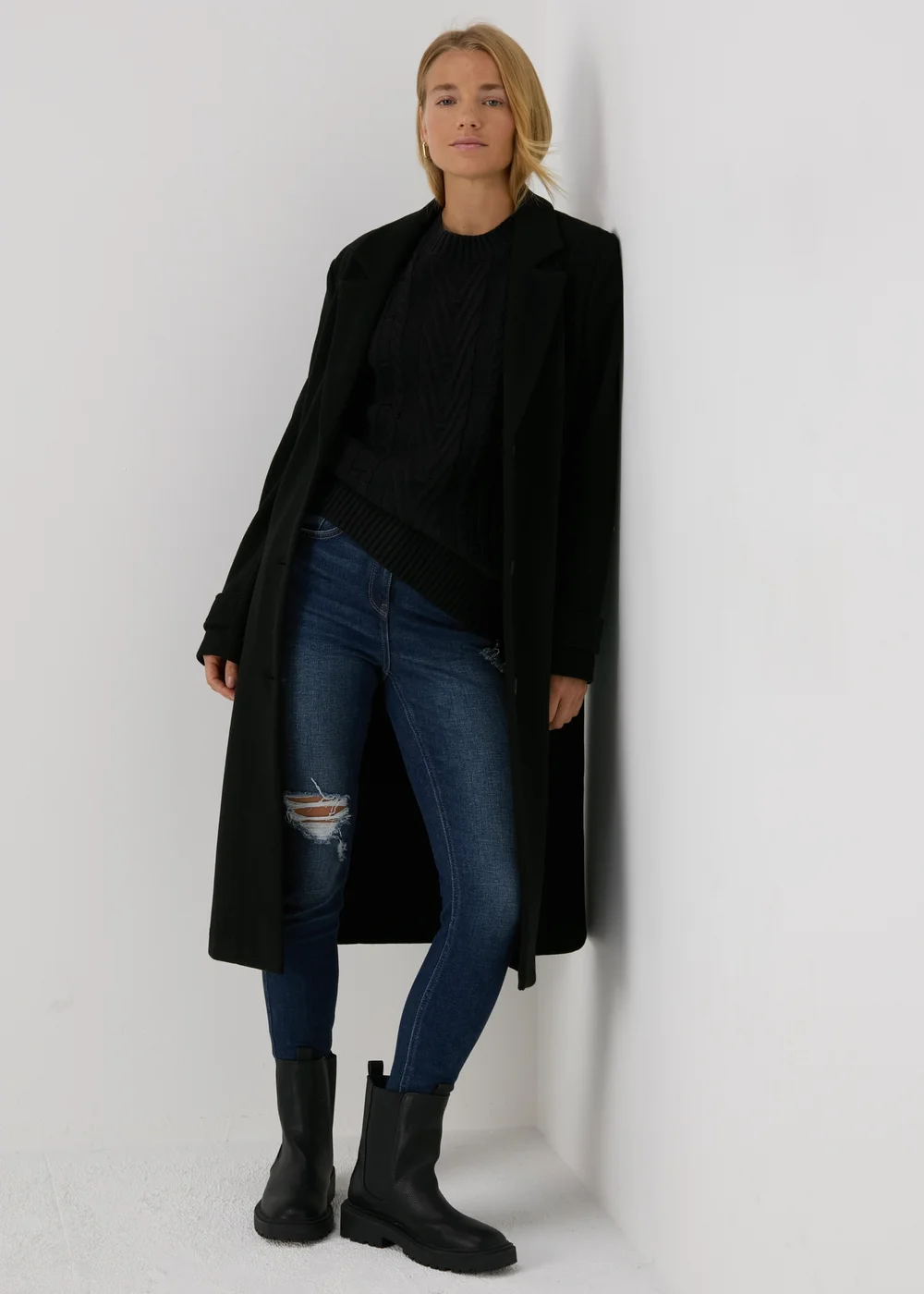 Black Cable Knit Jumper - XS Image 4