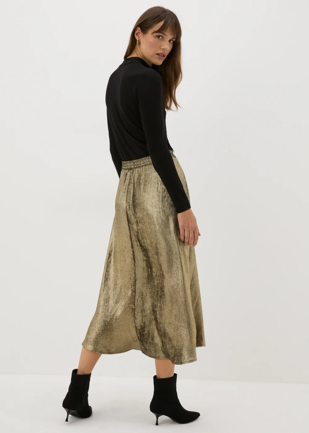 Gold Crushed Metallic Midaxi Skirt - Size 8 Image 3