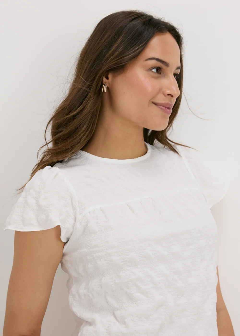 White Seersucker Ruffle Sleeve T-Shirt - Size 8 Image 3