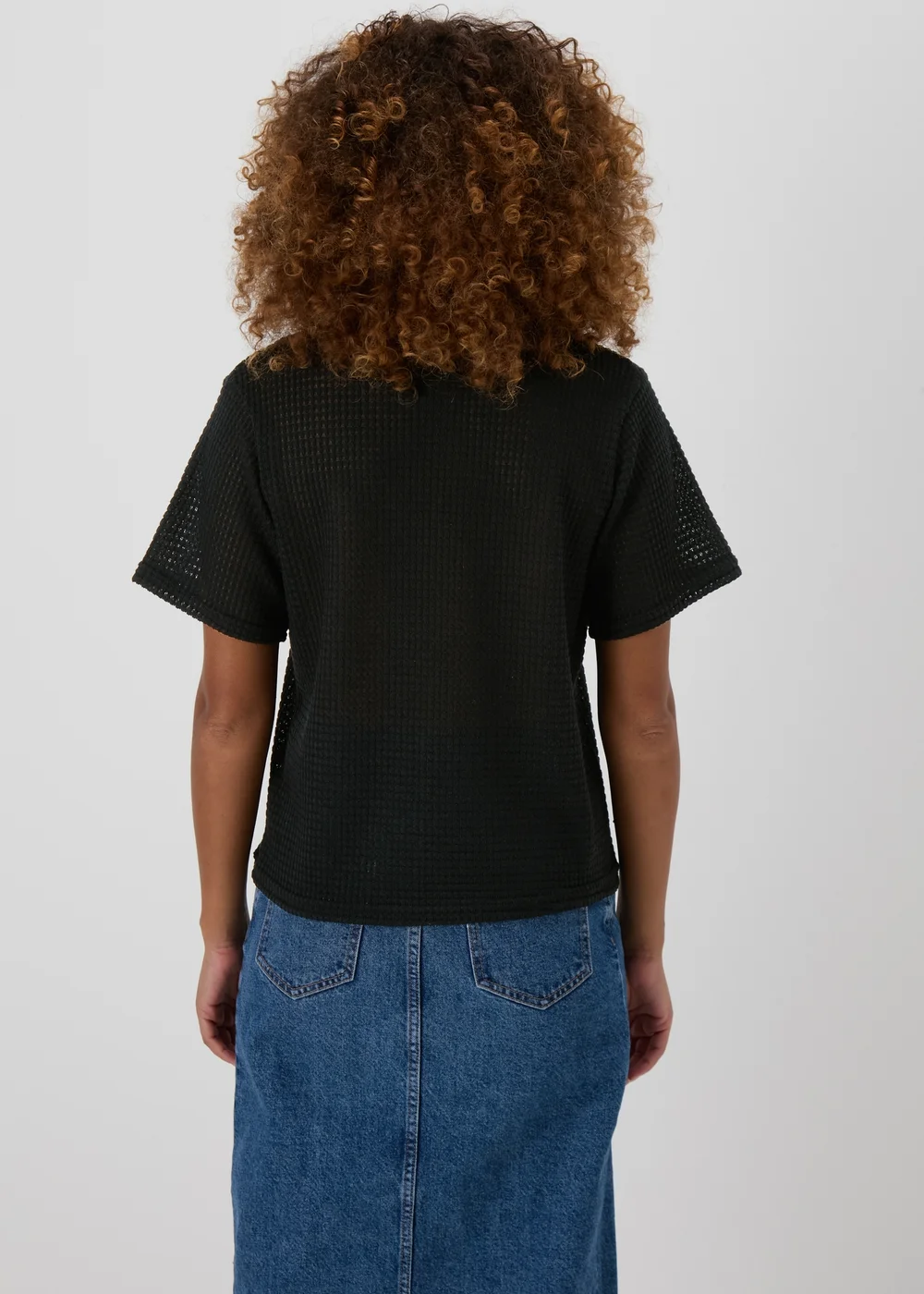 Black Crochet T-Shirt - 8 Image 2