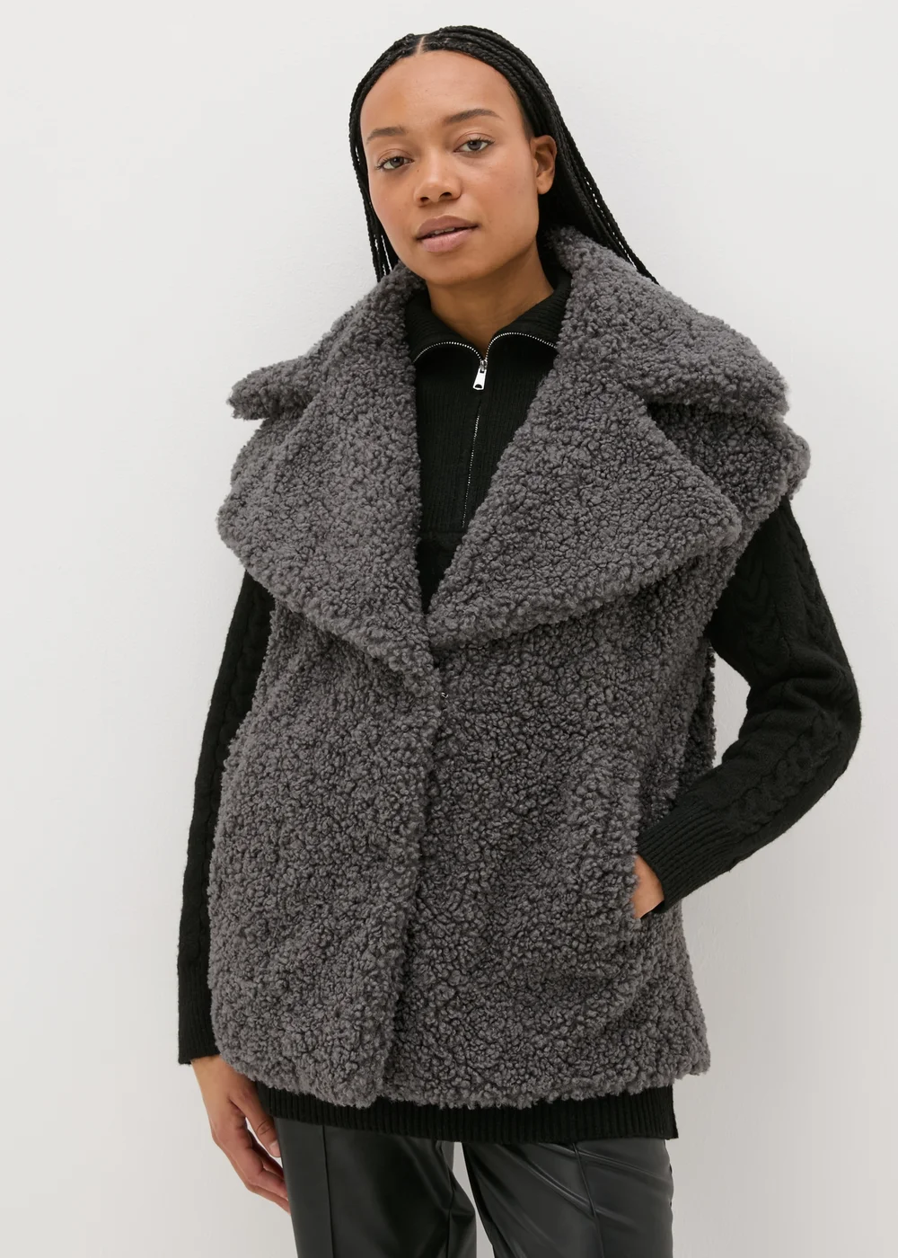 Grey Oversized Borg Gilet - 8 Image 1