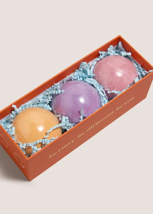 I Love Bath Bombs Gift Set Image 2