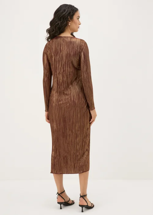 Burgundy Metallic Plisse Midi Dress - 8 Image 2