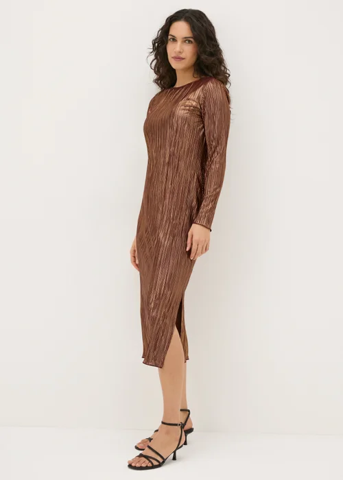 Burgundy Metallic Plisse Midi Dress - 8 Image 1