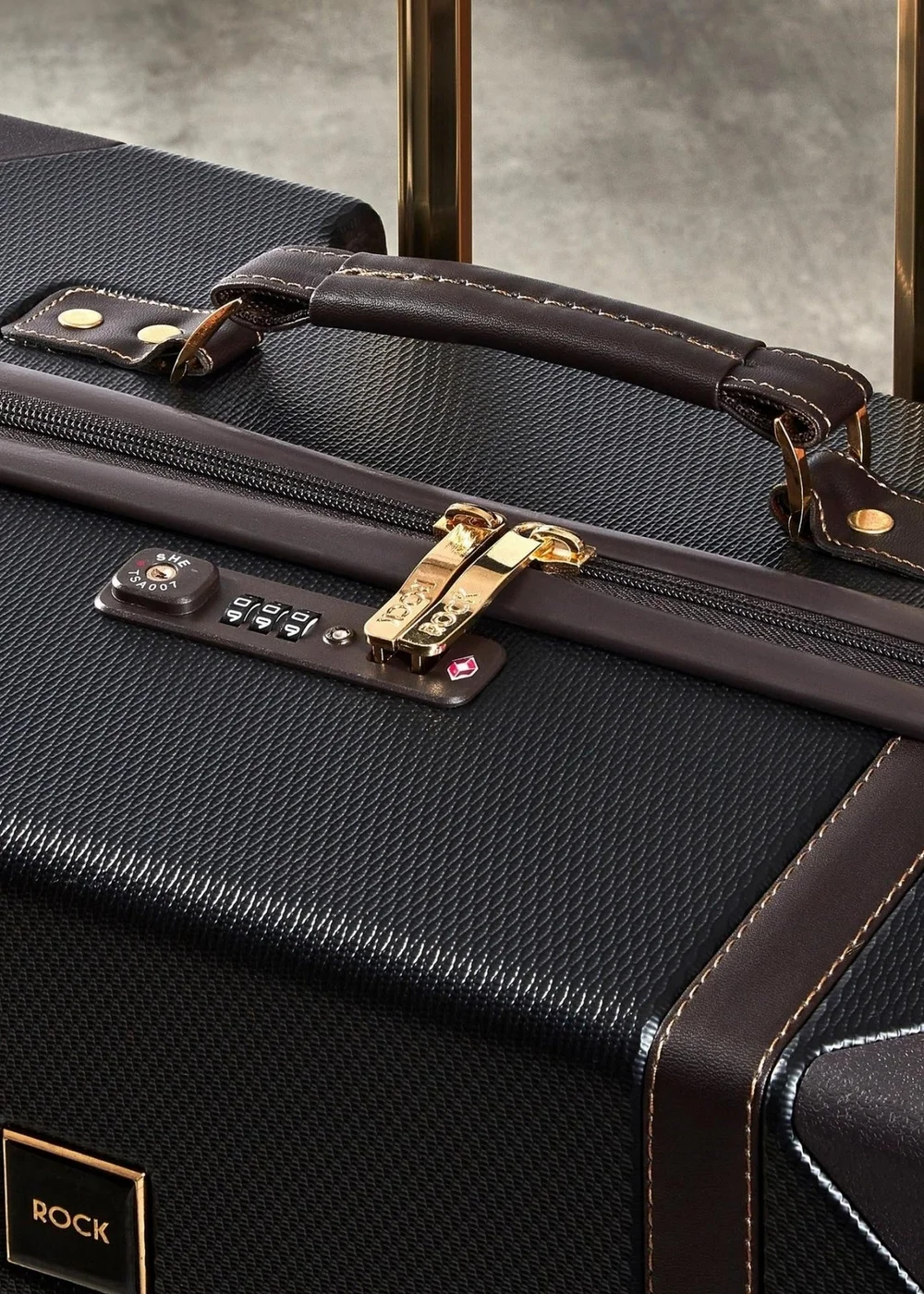 Rock Vintage Suitcase Black - Small Image 4