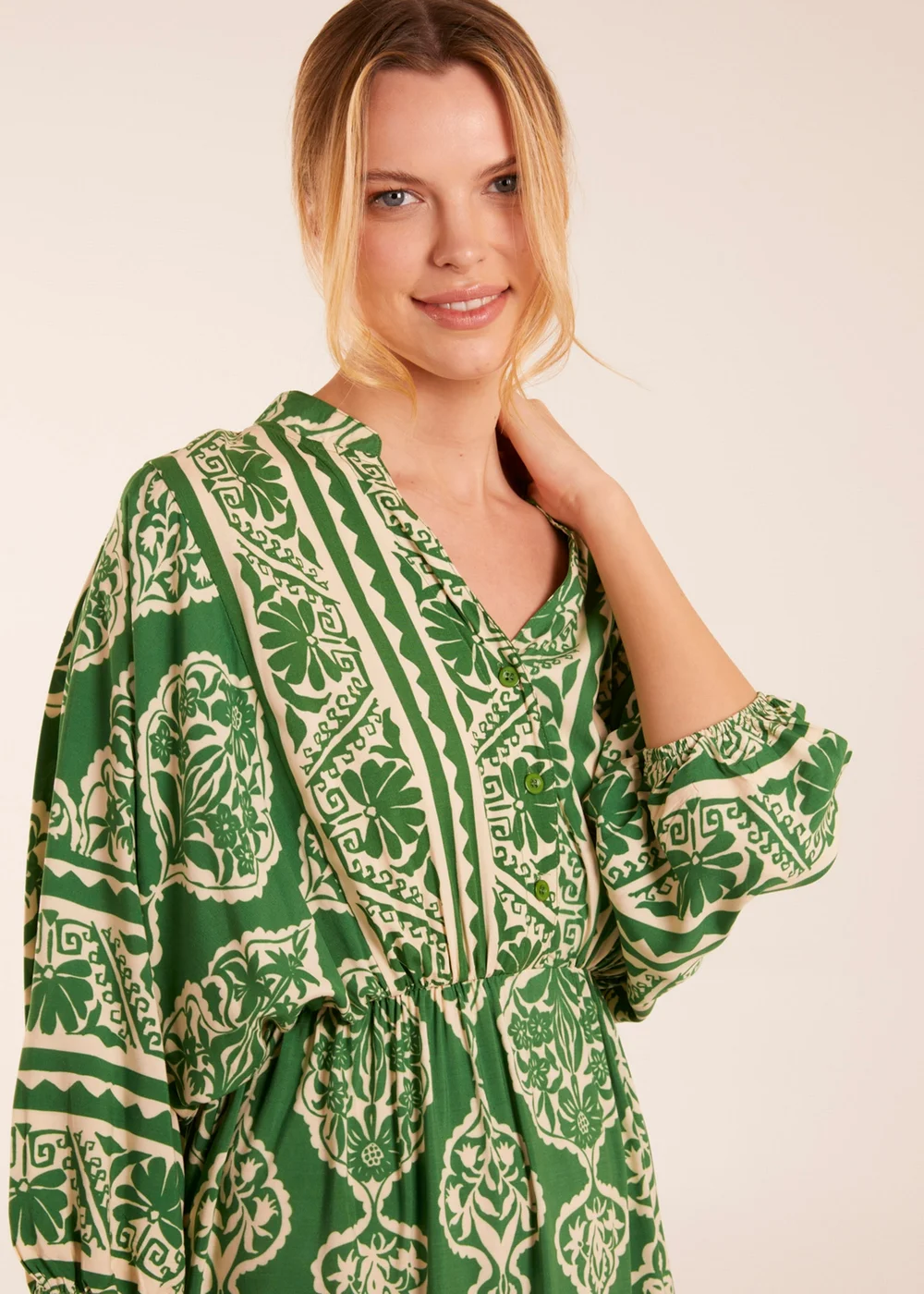 Blue Vanilla Green Abstract V-Neck Tiered Maxi Dress - M Image 3
