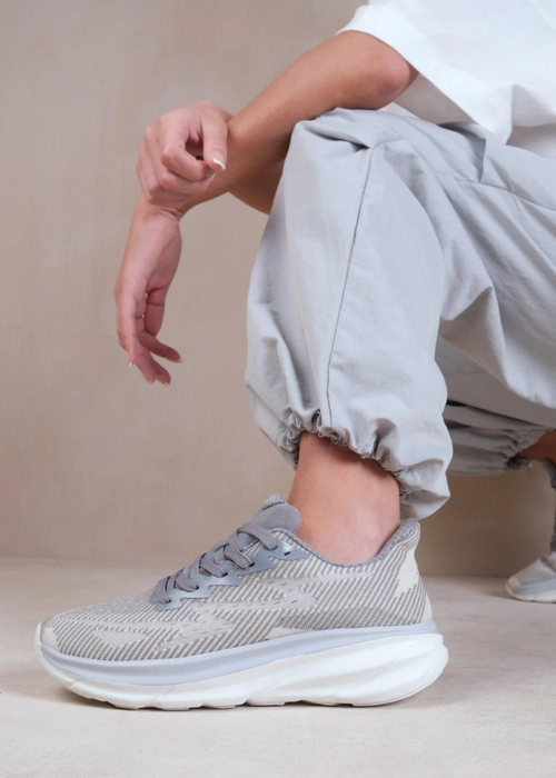 Where's That From Grey Track Breathable Mesh Runner Trainers - Size 3 Image 2