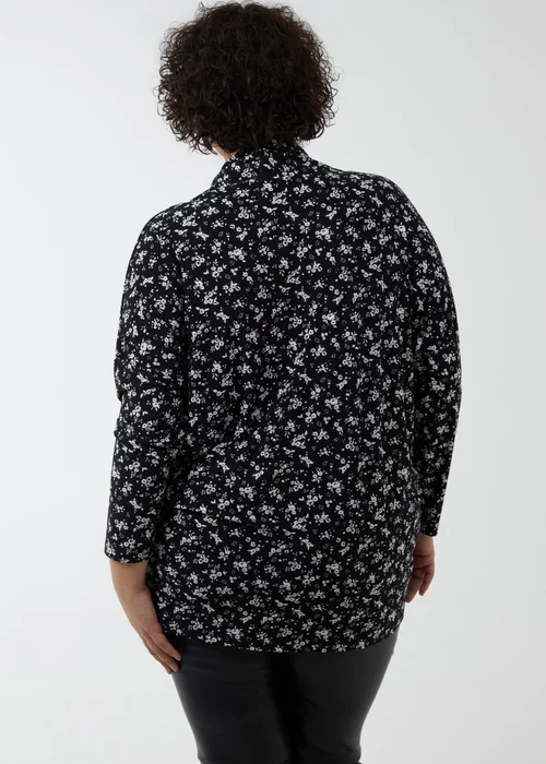 Blue Vanilla Black Curve Draped Dip Hem Top - 22-24 Image 2