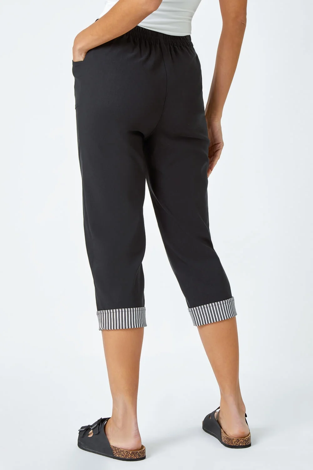 Roman Black Contrast Detail Cropped Stretch Trousers - 10 Image 4