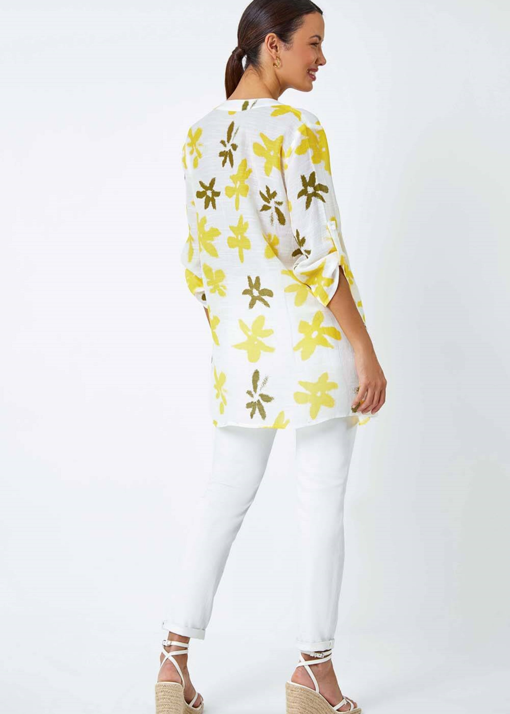 Roman Yellow Floral Print Wrap Hem V-Neck Tunic Top - Size 24 Image 2