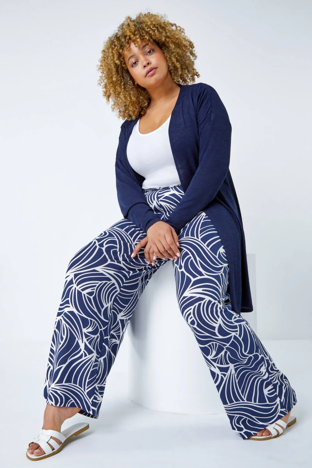 Roman Navy Curve Linear Print Palazzo Trousers - 26-28 Image 2