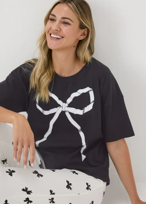 Black Bow Pyjama Set - Extra small Image 3