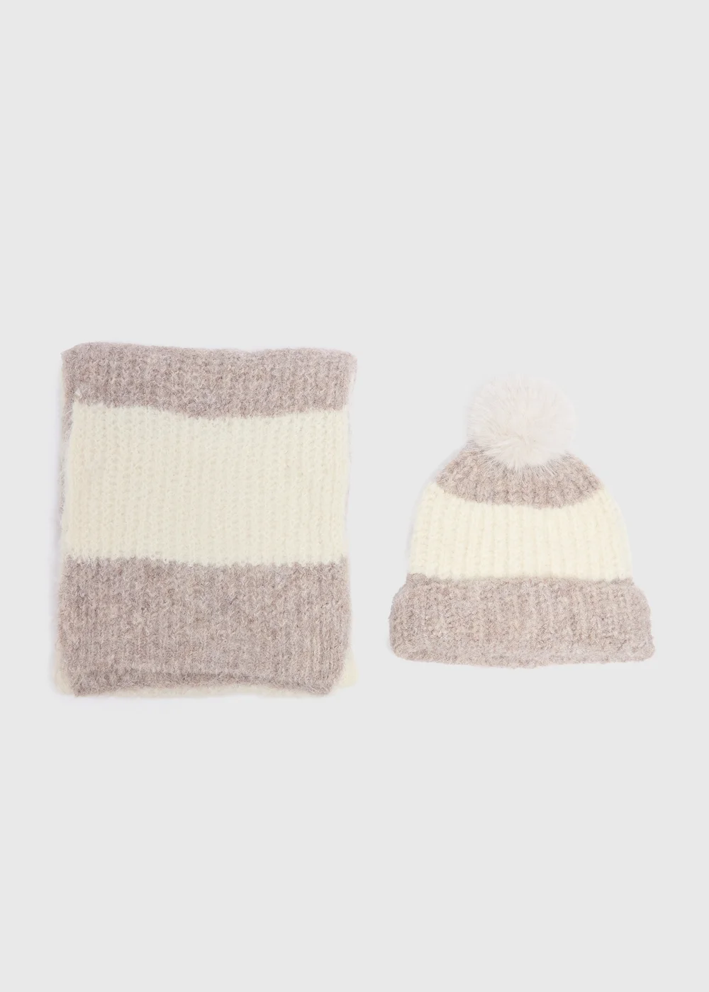 2 Piece Oatmeal Hat & Scarf Gift Set - One Size Image 2