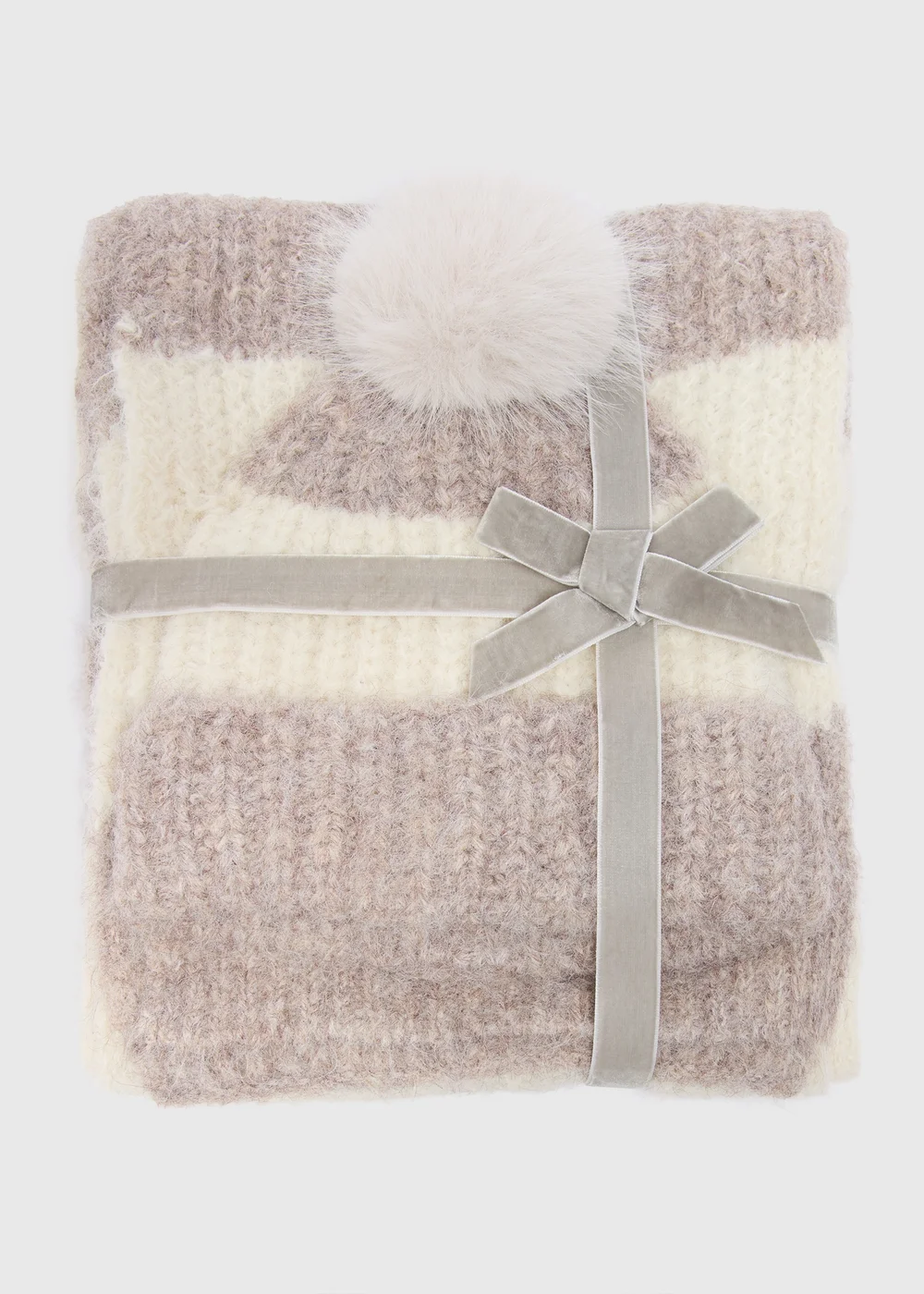 2 Piece Oatmeal Hat & Scarf Gift Set - One Size Image 1