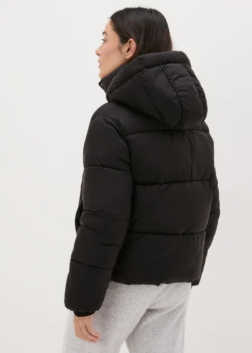 Black Padded Cropped Coat - 8 Image 2