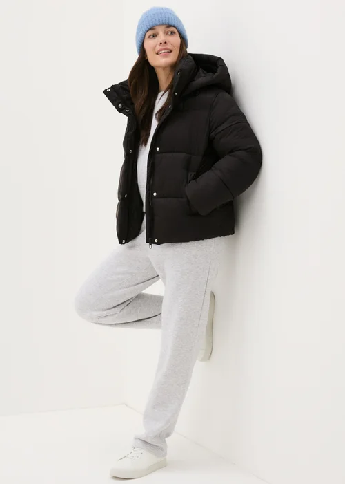 Black Padded Cropped Coat - 8 Image 1