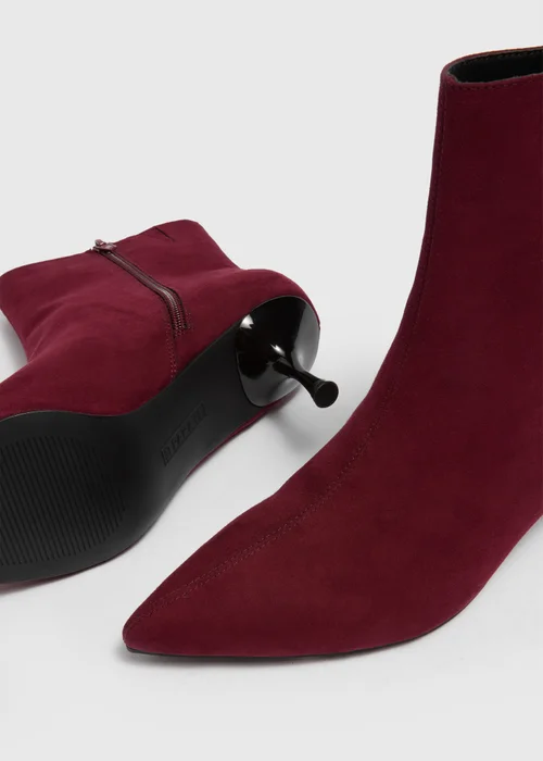 Burgundy Point Low Heel Boots - Size 3 Image 2