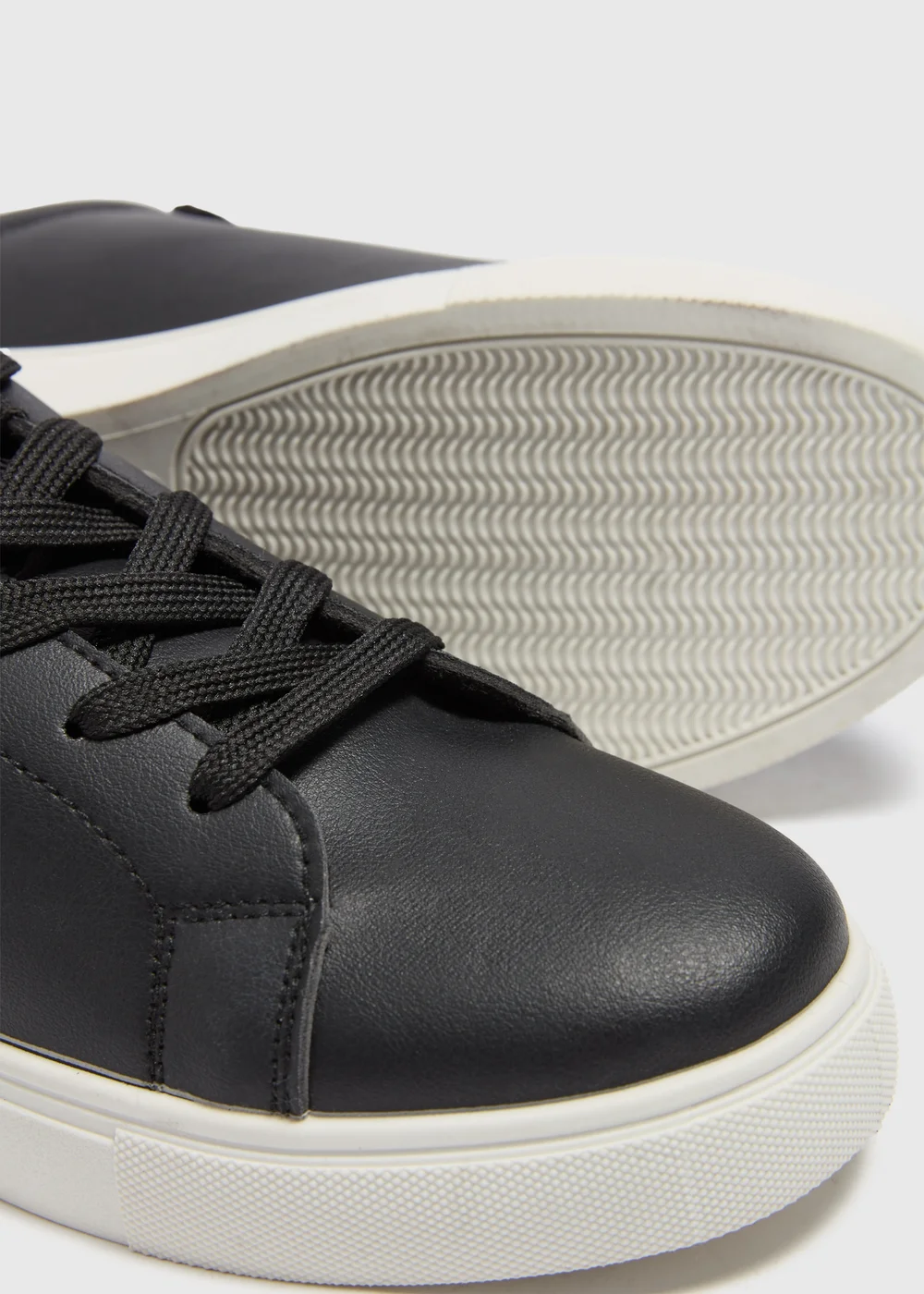 Black Court Trainers - Size 3 Image 2