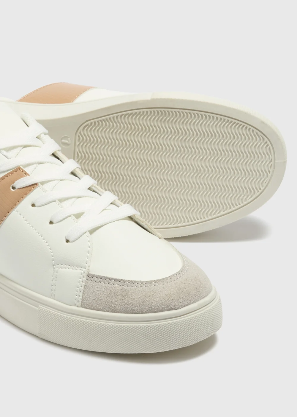 White Court Trainers - 6 Image 2