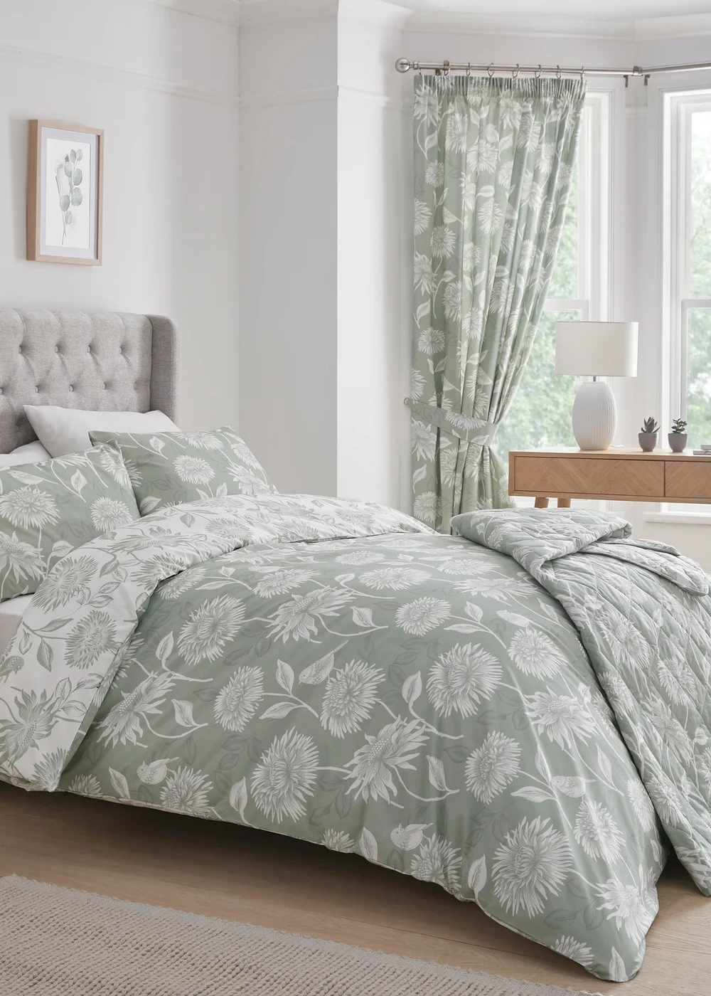 Dreams & Drapes Design Chrysanthemum Green Bedspread - 200 x 230cm Image 2