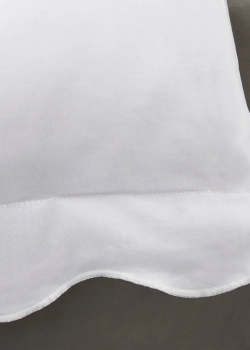 Appletree Boutique Scallop Edge White Duvet Cover Set - Double Image 4
