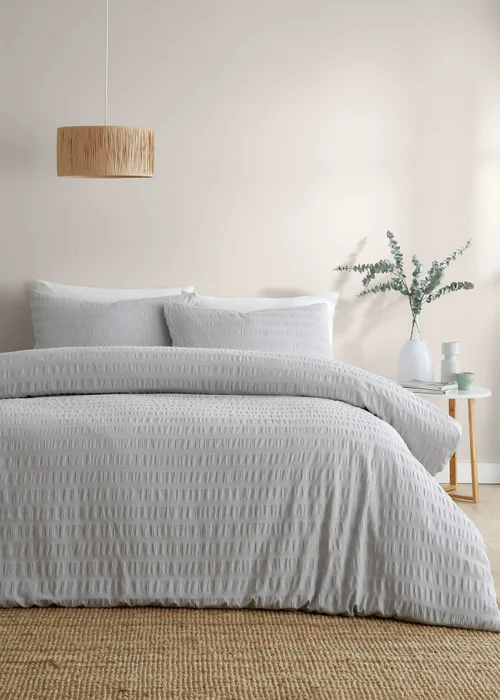 Serene Honley Seersucker Seersucker Silver Duvet Cover Set - Single Image 1