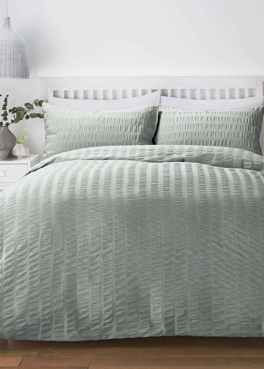 Serene Honley Seersucker Seersucker Blue Duvet Cover Set - Single Image 1