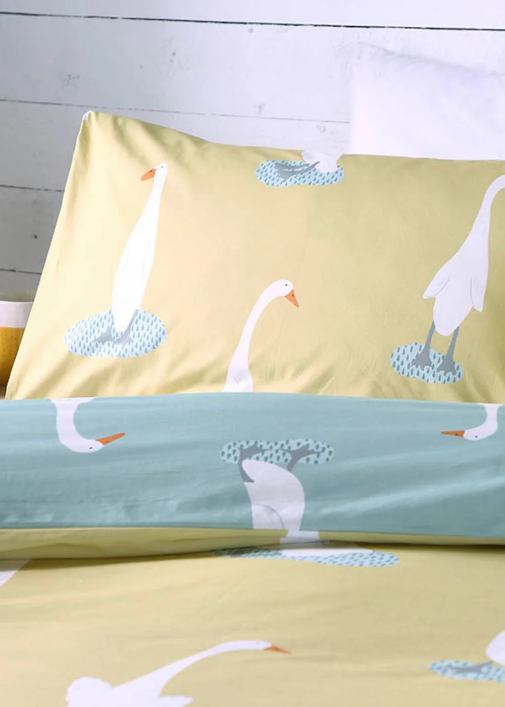 Fusion Puddles The Duck Reversible Yellow Duvet Cover Set - Double Image 3