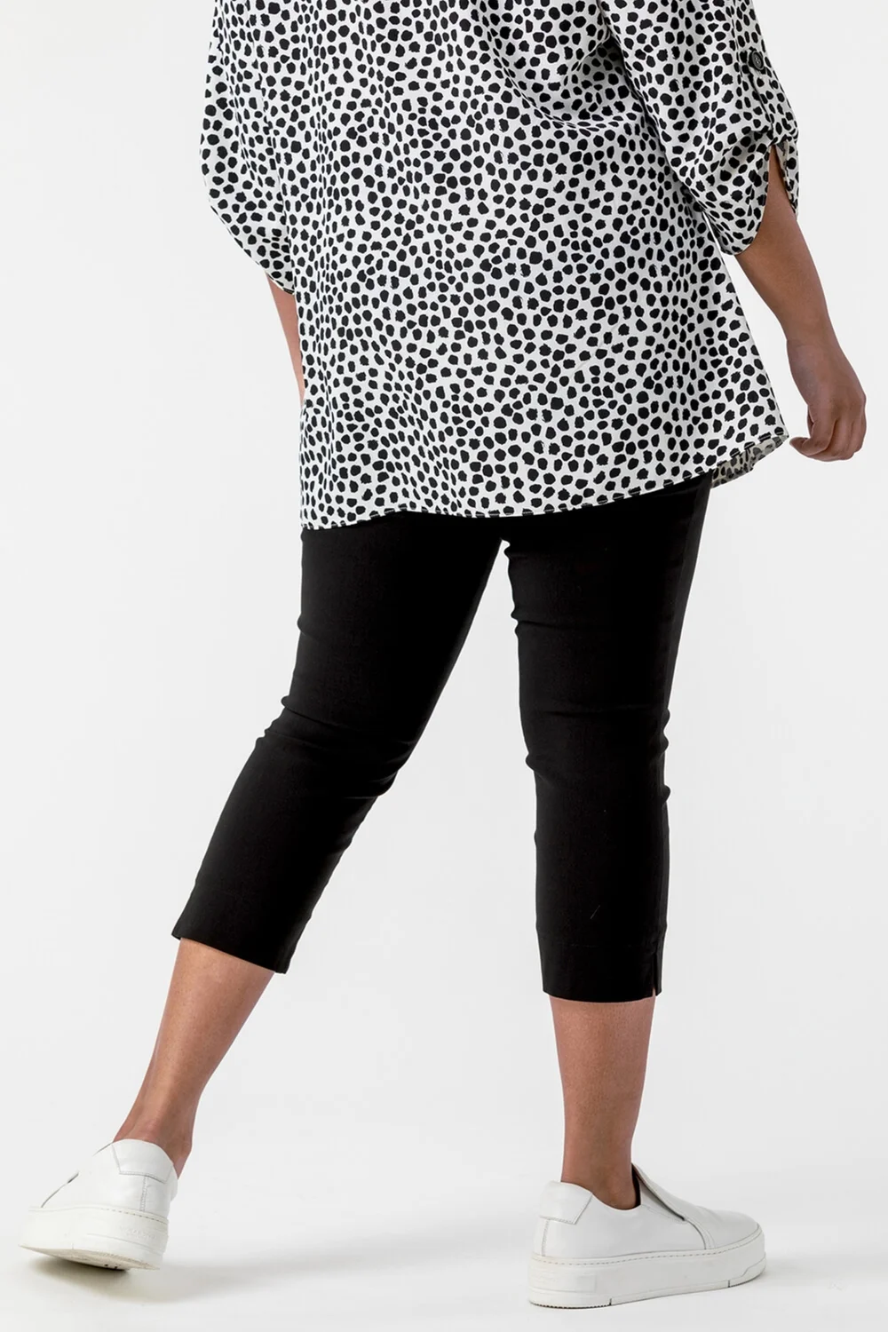Roman Black Curve Cropped Stretch Side Split Trouser - 26-28 Image 3