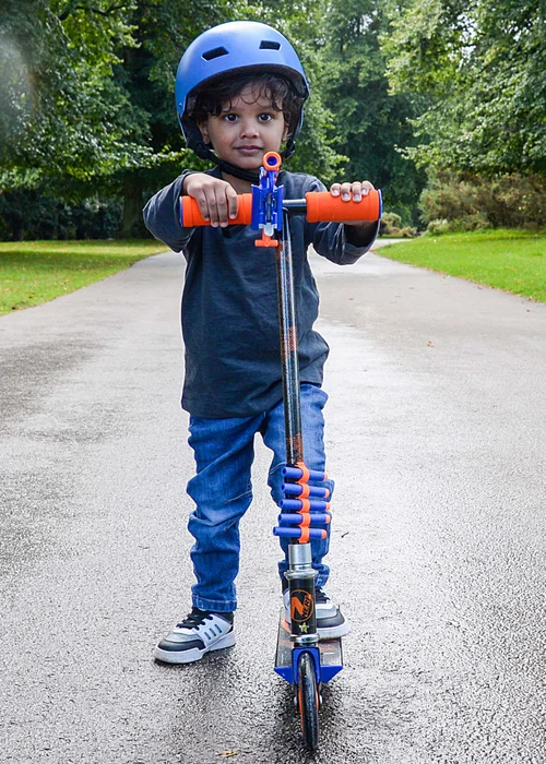 Nerf Inline Scooter With Blaster and Darts - One Size Image 2