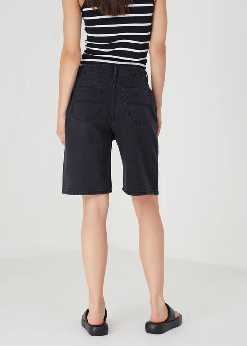 Brave Soul Black Longline Denim Shorts - 8 Image 2