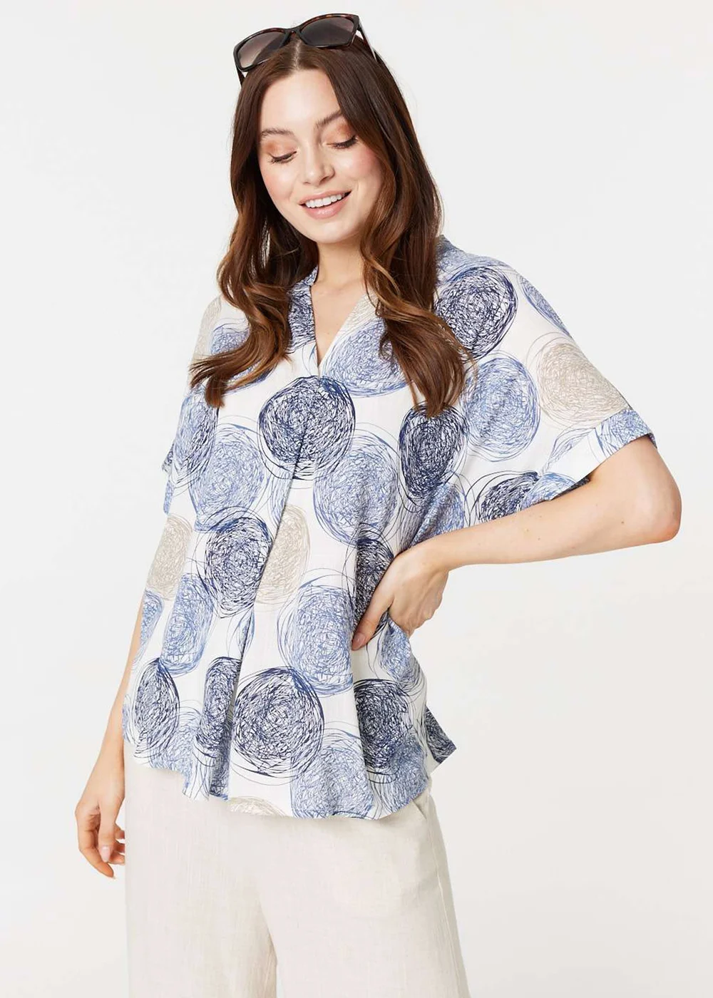 Izabel London Blue Printed V-Neck 1/2 Sleeve Blouse - S Image 1