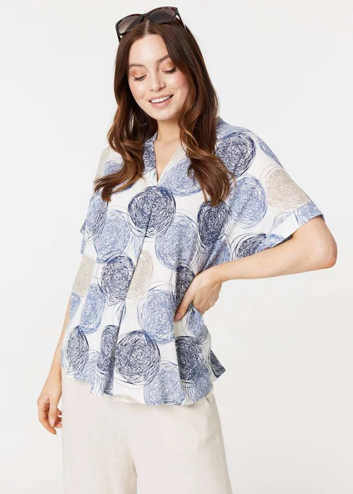 Izabel London Blue Printed V-Neck 1/2 Sleeve Blouse - S Image 1