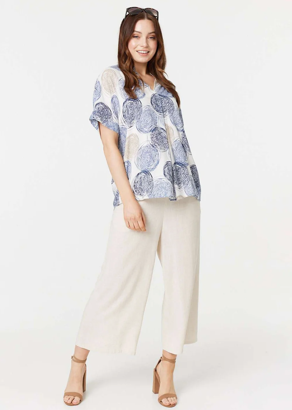 Izabel London Blue Printed V-Neck 1/2 Sleeve Blouse - S Image 4