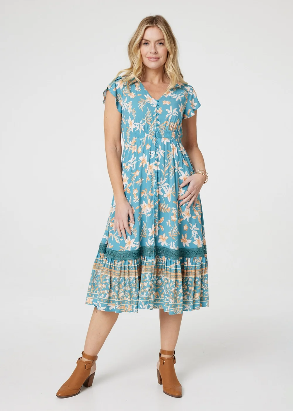 Izabel London Green Floral V-Neck Shirred Midi Dress - 8 Image 1