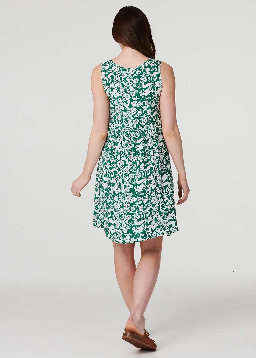 Izabel London Green Printed Sleeveless Swing Dress - 8 Image 2