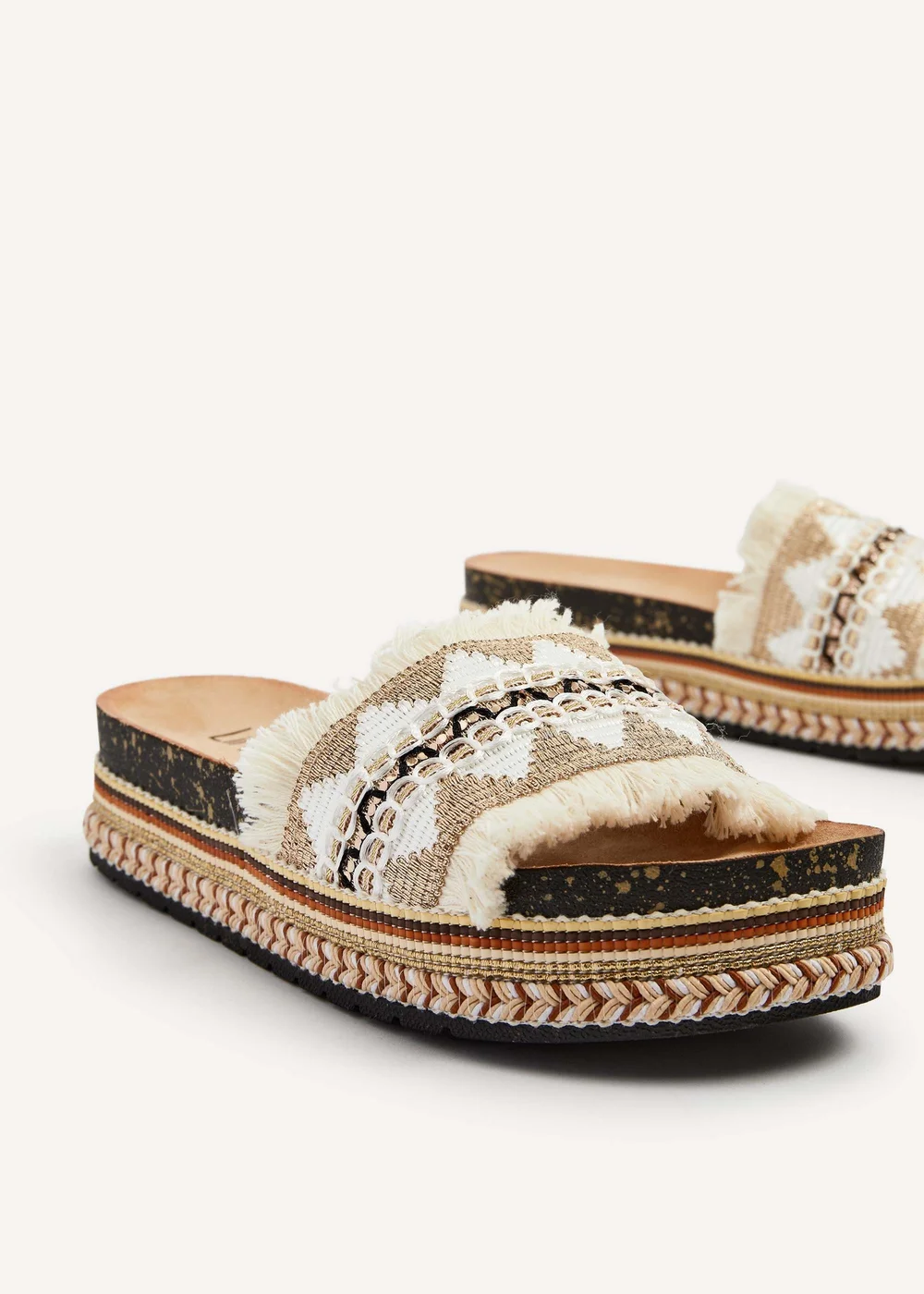 Linzi Janelle Neutral Flatform Slip On Sandal - 3 Image 4
