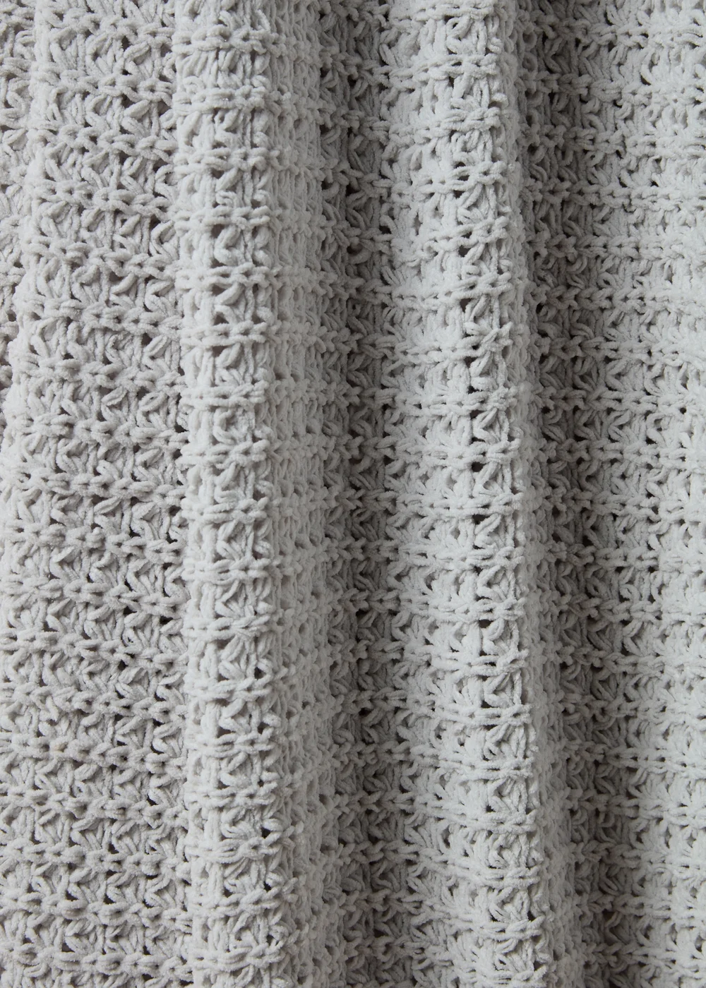 Large Natural Chenille Throw (200cm x 220cm) Image 2