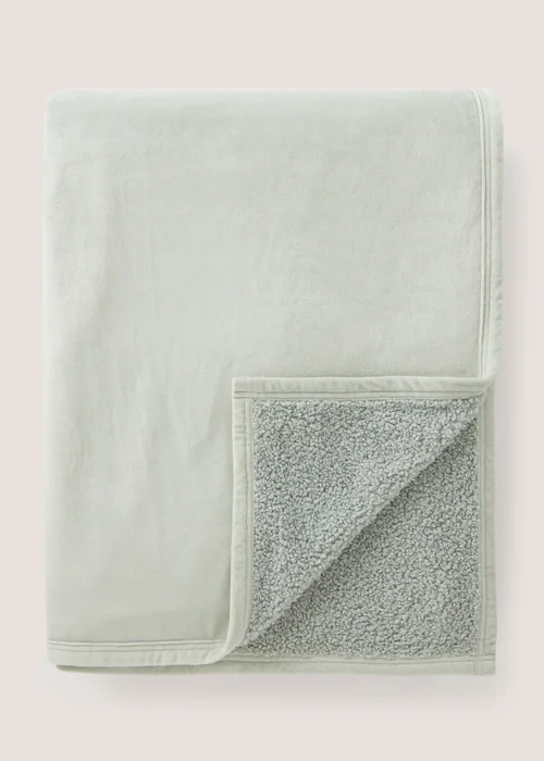 Green Boucle Bedspread (200cm x 220cm) Image 1