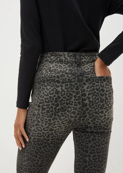 Papaya Petite Grey April Animal Skinny Jeans - 6 Image 3