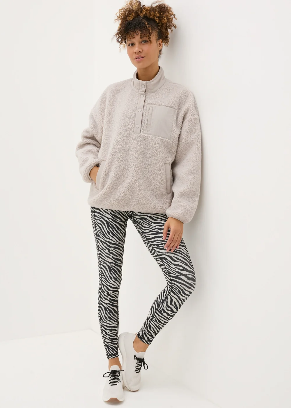 Souluxe Cream Borg Funnel Fleece - S Image 3