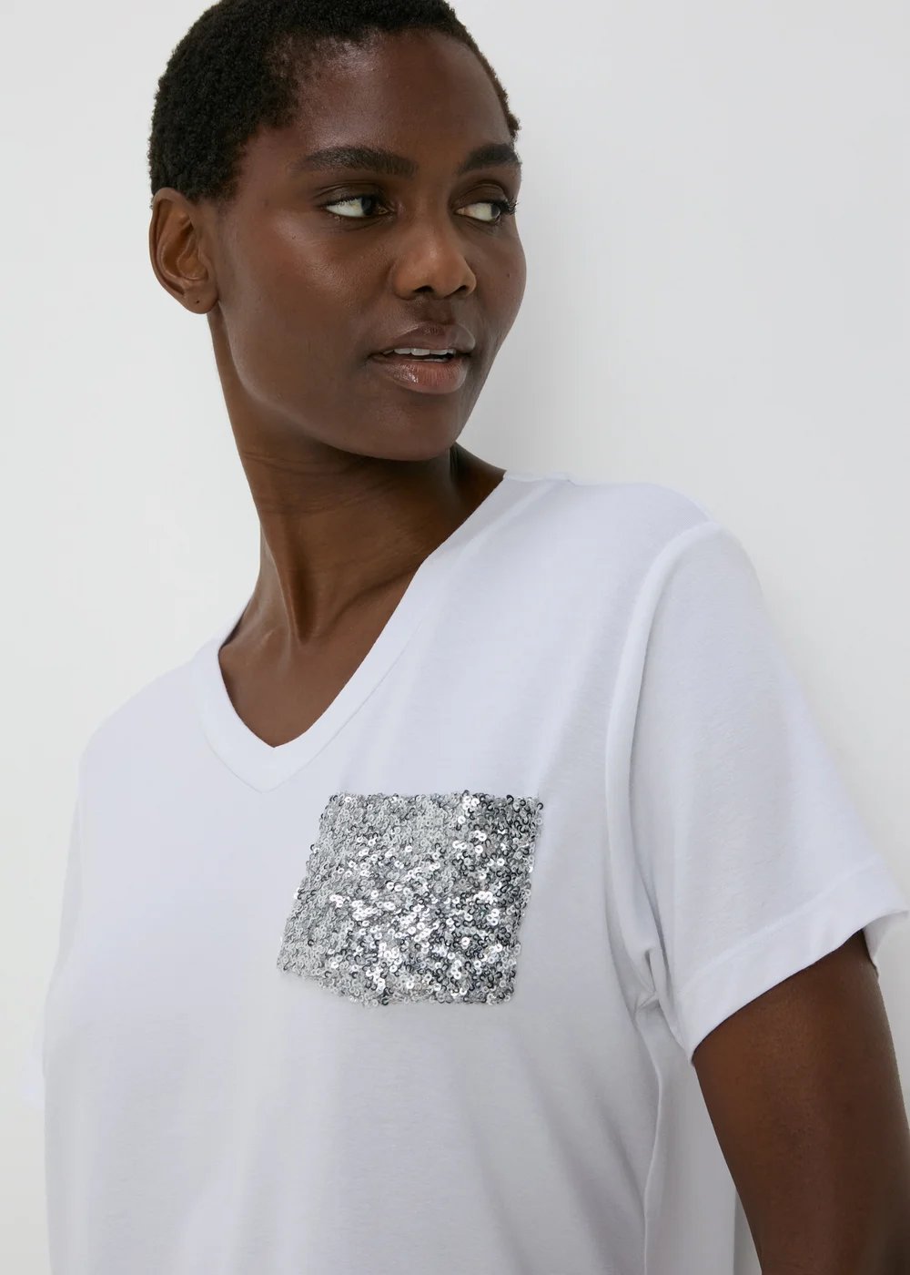 White Sequin Pocket T Shirt - 8 Image 3