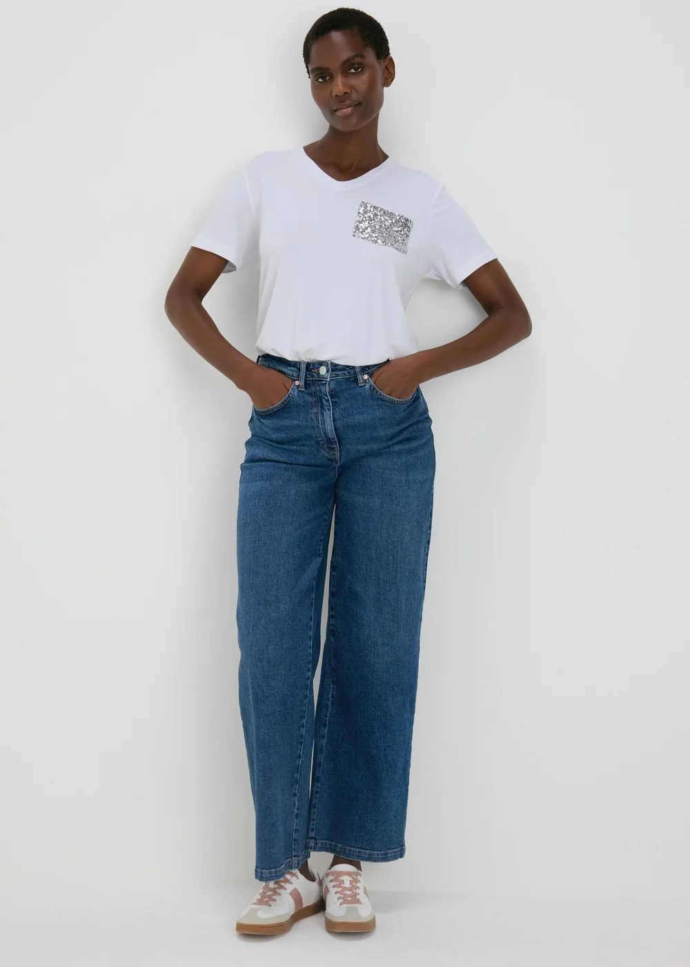 White Sequin Pocket T Shirt - 8 Image 4