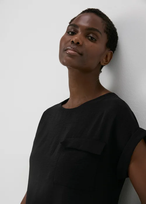 Black Pocket Front T-Shirt - Size 8 Image 1