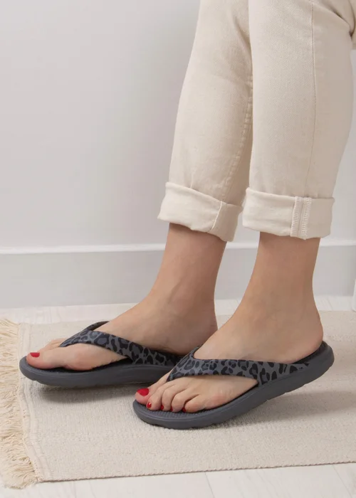 Totes Solbounce Grey Toe Post - 4 Image 2