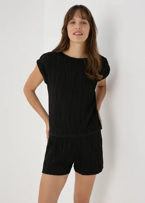 Black Textured Co Ord Shorts - 8 Image 1