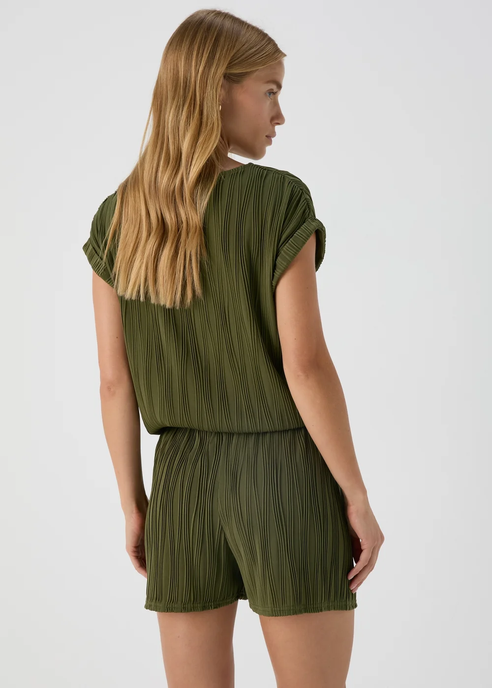 Khaki Textured Co Ord Shorts - 8 Image 2