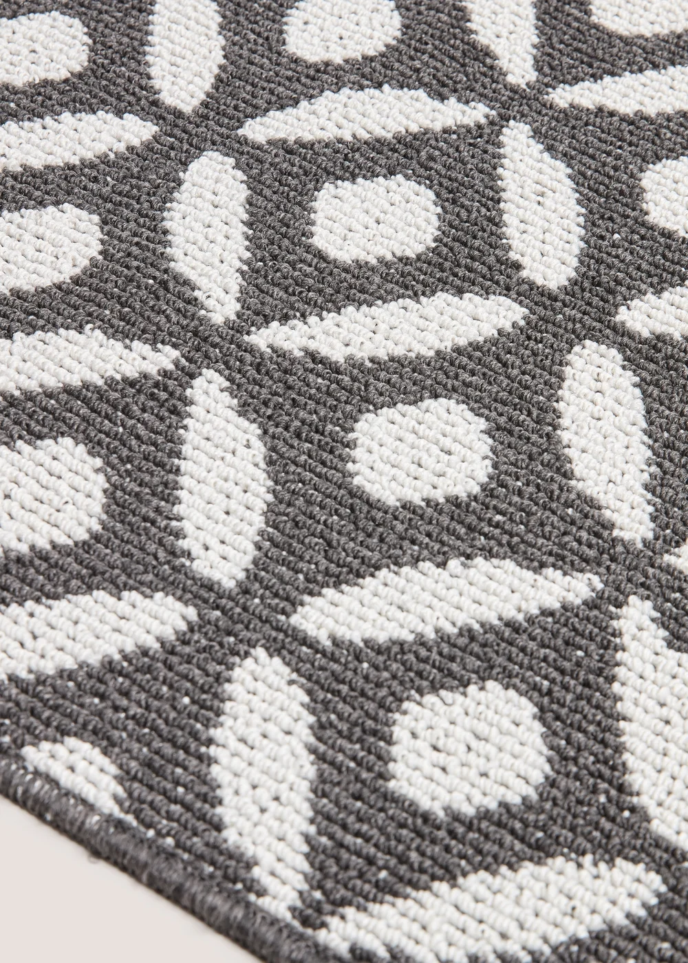 Charcoal Crescent Runner Image 2